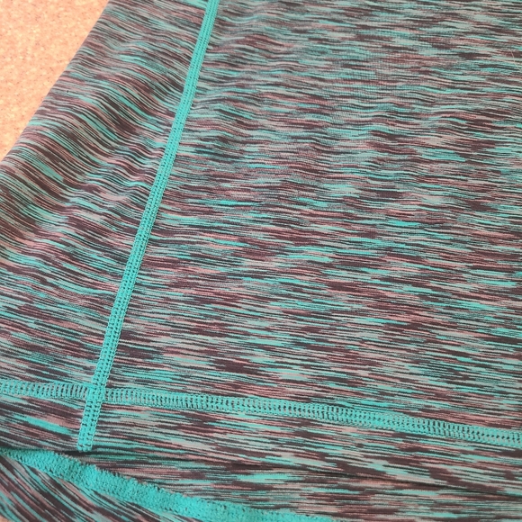 Womens lululemon tank size 8 - Picture 2 of 6